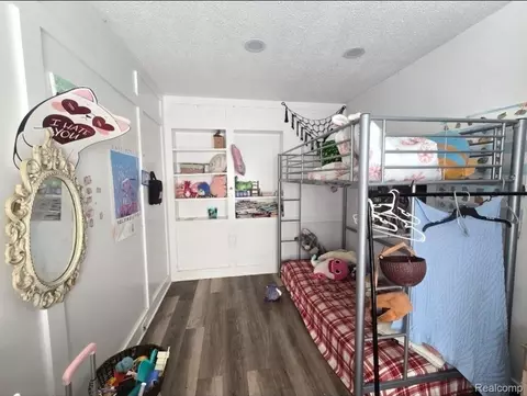 Bedroom - 3224 Circle Dr, Flint, MI 48507 photo 1 of 5