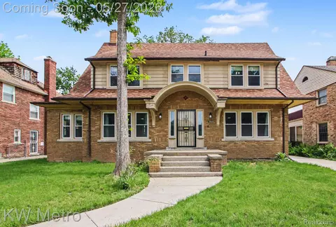 18844 Bretton Dr, Detroit, MI 48223