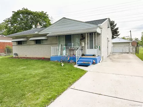 30955 Iroquois Dr, Warren, MI 48088