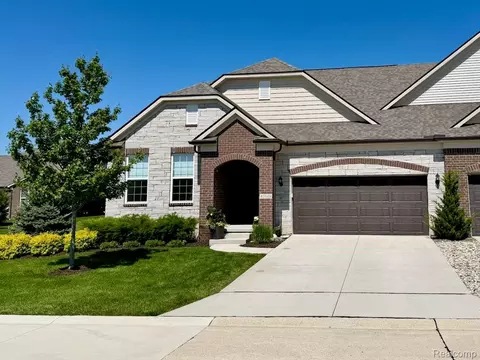 40589 Aster Ct, Clinton Township, MI 48036