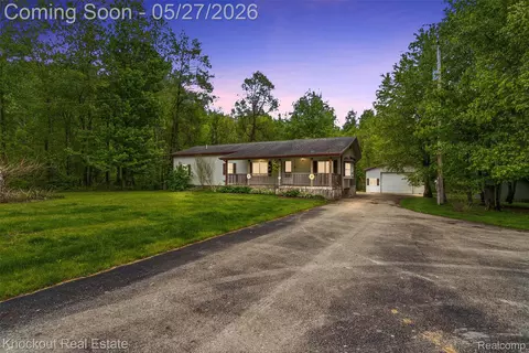 6512 Center Line Rd, Koylton, MI 48741
