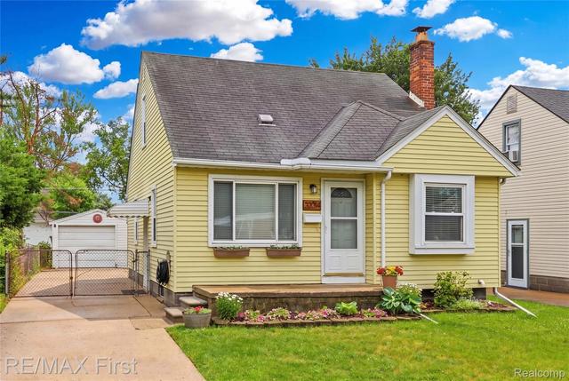 22014 California St, Saint Clair Shores, MI 48080