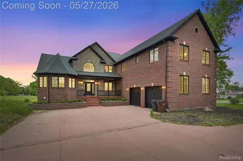 46500 Ryan Rd, Shelby Township, MI 48317
