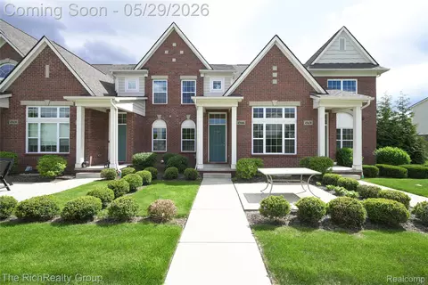 45646 Aragon Ln, Canton, MI 48187
