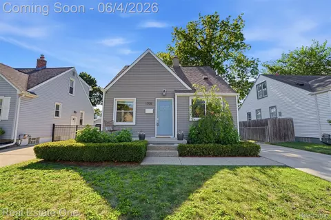 1705 N Altadena Ave, Royal Oak, MI 48067