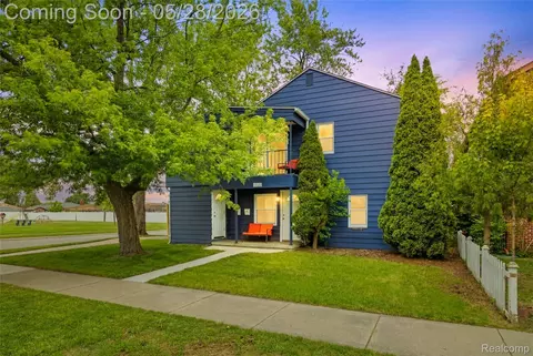 17128 Cicotte Ave NW, Allen Park, MI 48101