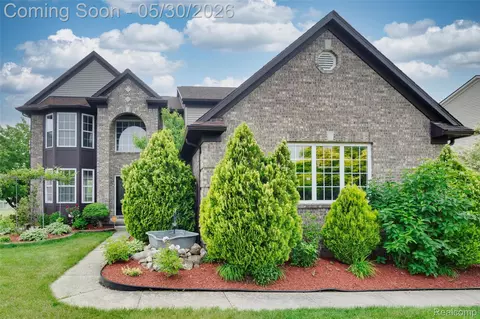 6330 Sadie Ln, Van Buren, MI 48111