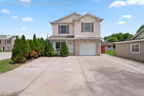 2018 John R Rd, Troy, MI 48083
