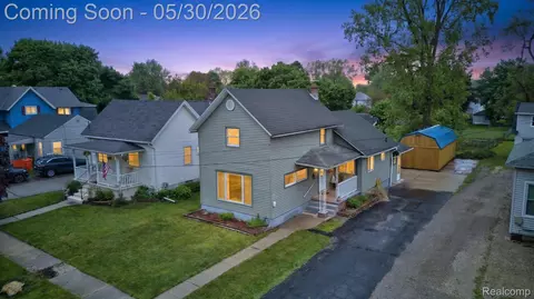 304 W Ridge St, Owosso, MI 48867
