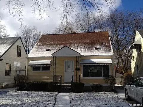 18677 Negaunee, Redford, MI 48240