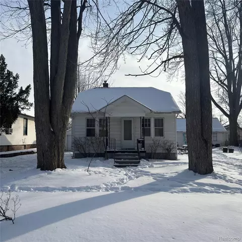 29 W New York Ave, Pontiac, MI 48340