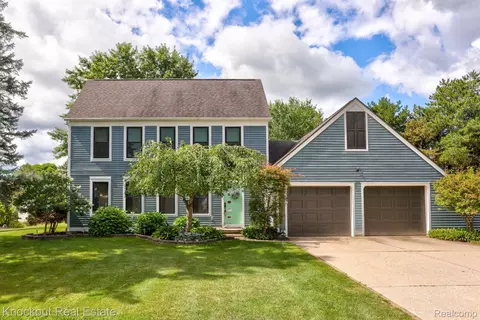 7 Rupprecht Ct, Frankenmuth, MI 48734