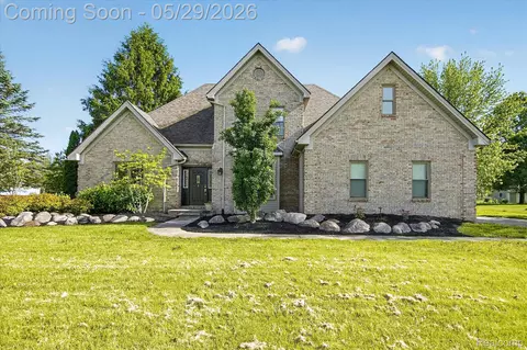 34604 Jesica Ln, Huron, MI 48164