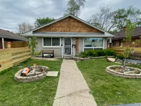 20001 Washburn St, Detroit, MI 48221