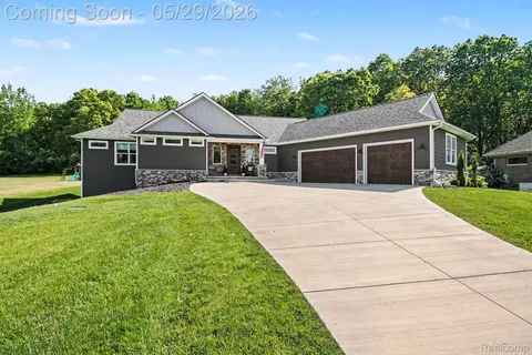 4112 Prairie Rose Dr, Marion, MI 48843