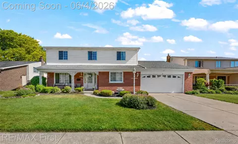 26376 Lawrence Dr, Dearborn Heights, MI 48127