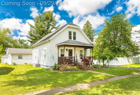 140 W Vesey St, Petersburg, MI 49270