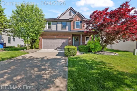 8559 Barrington Dr, Superior, MI 48198