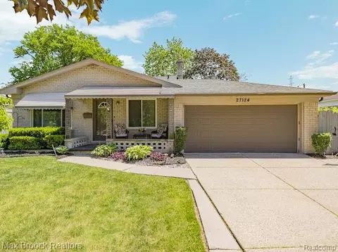 27124 Bradner Dr, Warren, MI 48088