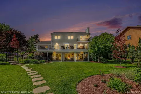 2560 Browning Dr, Orion, MI 48360