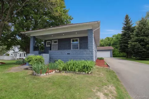 3280 E Atherton Rd, Burton, MI 48529