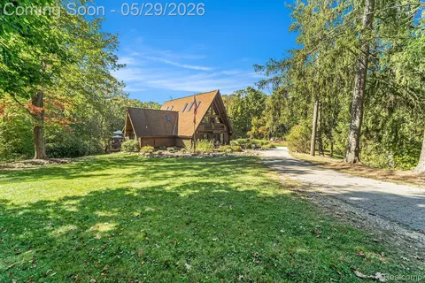 1366 S Baldwin Rd, Orion, MI 48360