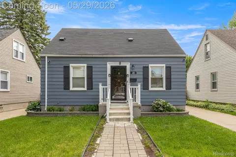 3419 Woodside St, Dearborn, MI 48124