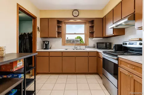 Kitchen - 6373 Norman Rd, Grant, MI 48032 photo 1 of 1