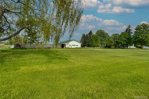 Exterior - 6373 Norman Rd, Grant, MI 48032 photo 2 of 3