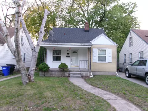 7507 W Parkway St, Redford, MI 48239