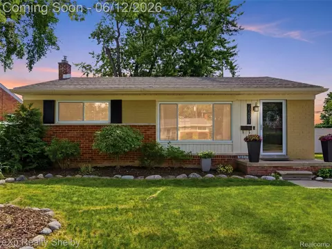 29451 Mark Ave, Madison Heights, MI 48071