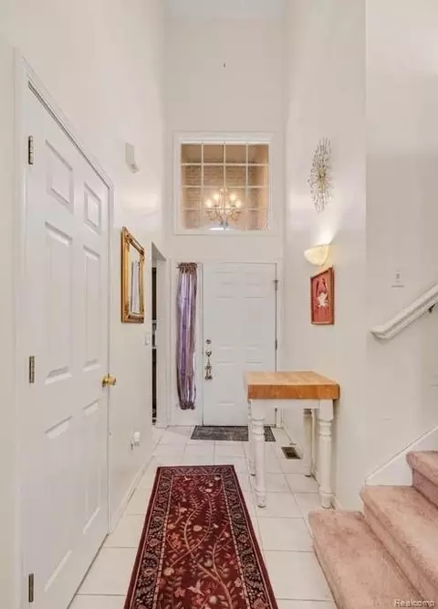 Entry Way - 2053 Golfcrest Dr, Davison, MI 48423 photo 1 of 2