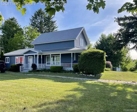3631 W Chauvez Rd, Riverton, MI 49431