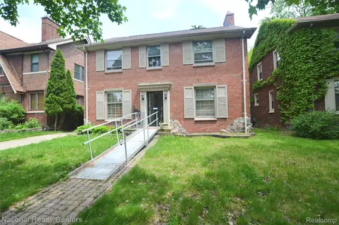 14812 Artesian St, Detroit, MI 48223