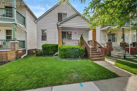 11423 Saint Aubin St, Hamtramck, MI 48212