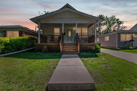 1127 Detroit Ave, Lincoln Park, MI 48146