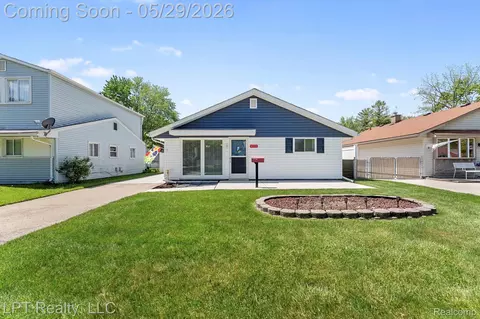 8032 Clippert St, Taylor, MI 48180