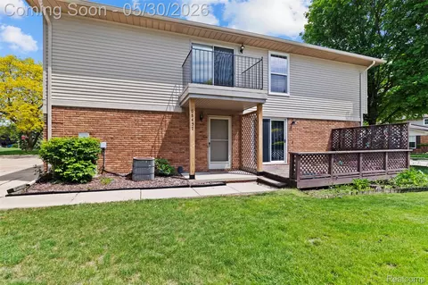 68457 Rosewood Ln, Richmond, MI 48062