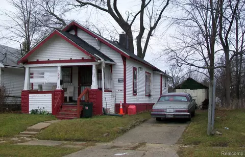 109 E Bishop Ave, Flint, MI 48505
