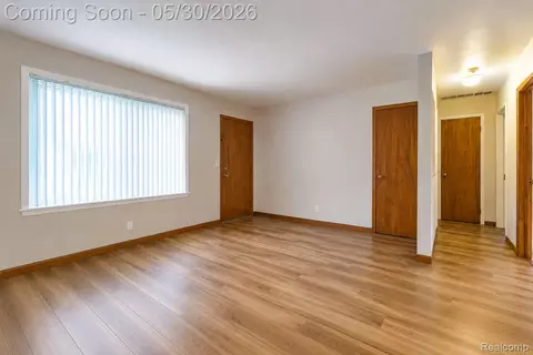 Living - 1946 Union Lake Rd, Commerce, MI 48382 photo 1 of 2