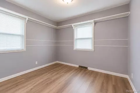 Bedroom - 1946 Union Lake Rd, Commerce, MI 48382 photo 1 of 3