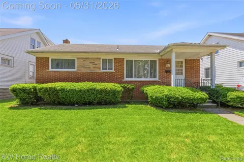 8801 Whitlock Ave, Dearborn, MI 48126