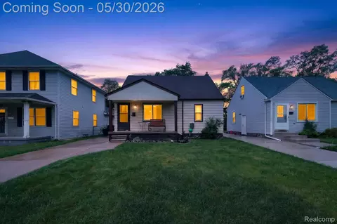 4048 Niagara St, Wayne, MI 48184