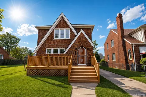5072 Beaconsfield St, Detroit, MI 48224