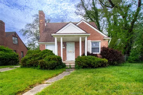 18217 Archdale St, Detroit, MI 48235