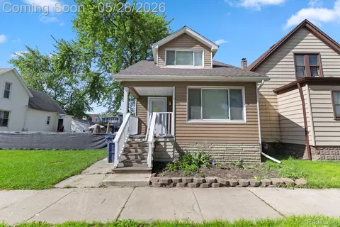 74 Pine St, River Rouge, MI 48218