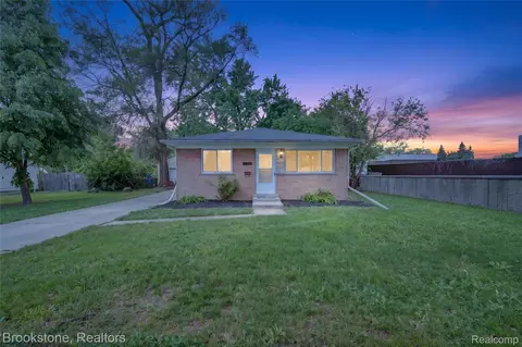 24915 Tallman Ave, Warren, MI 48089