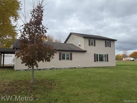 227 N Coldwater Rd, Sherman, MI 48893