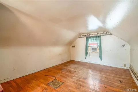 Bedroom - 10090 Sterling St, Romulus, MI 48174 photo 5 of 6