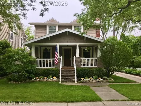 410 W 4th St, Rochester, MI 48307